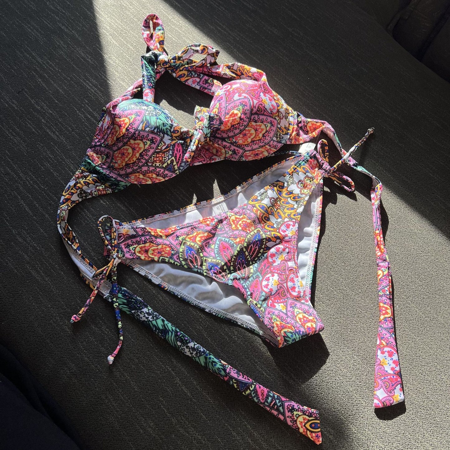 (4 days ready to ship) SY hard Cup flower totem strap split bikini