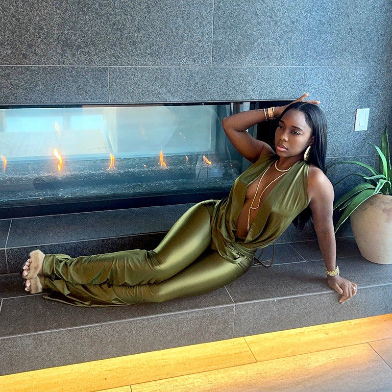 DZHT D25JP554 fashion hollowed-out fake two-piece halter swing collar bare back one-piece trousers