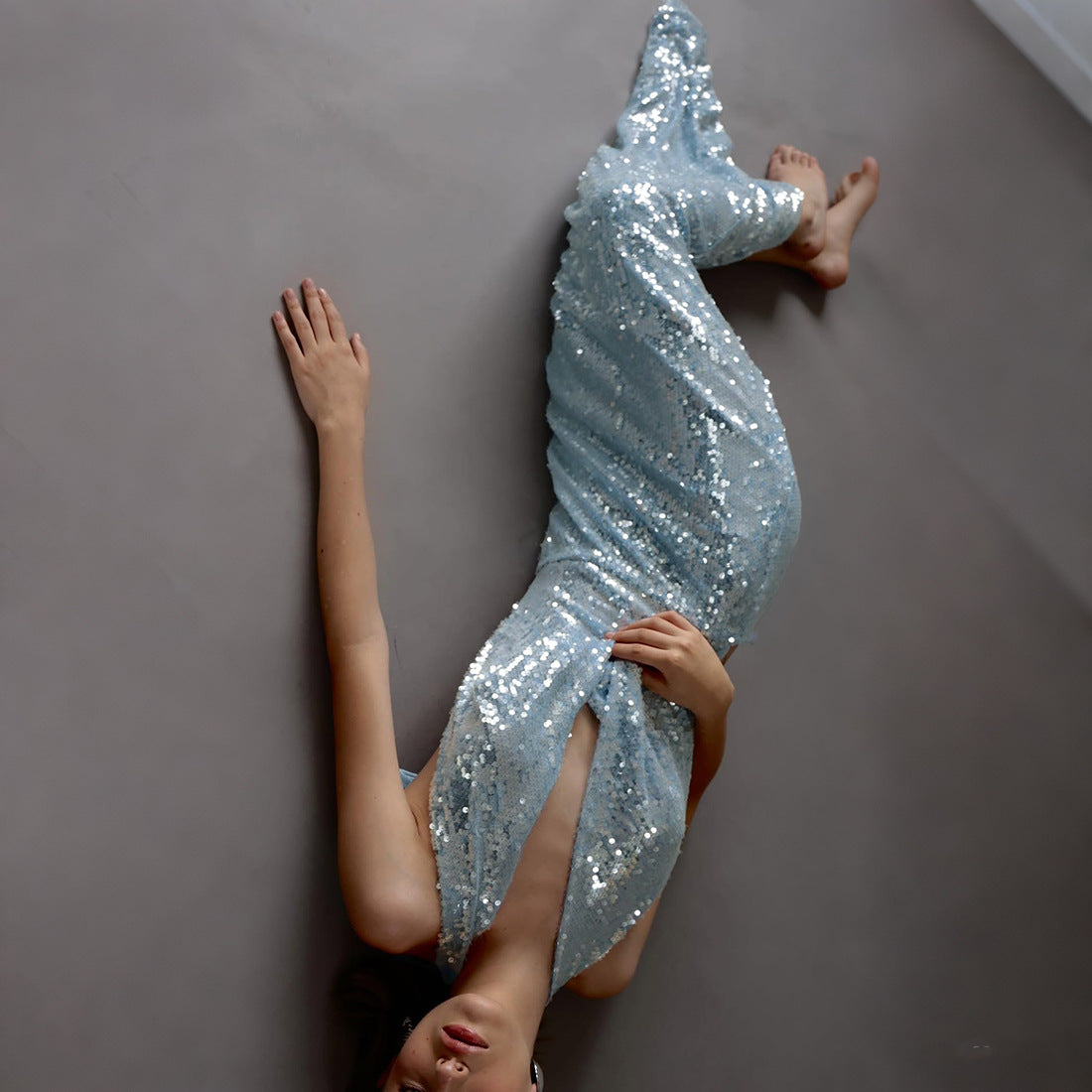 SXR winter sequined swing collar backless halter self-tie slit dress