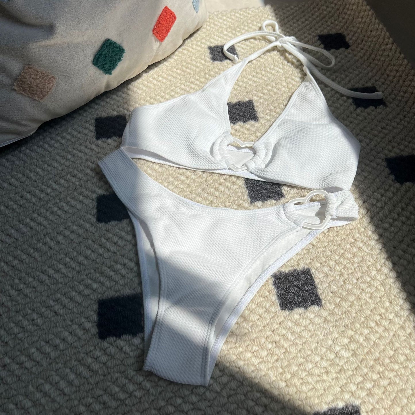(4 days ready to ship) SY love special fabric split swimsuit bikini
