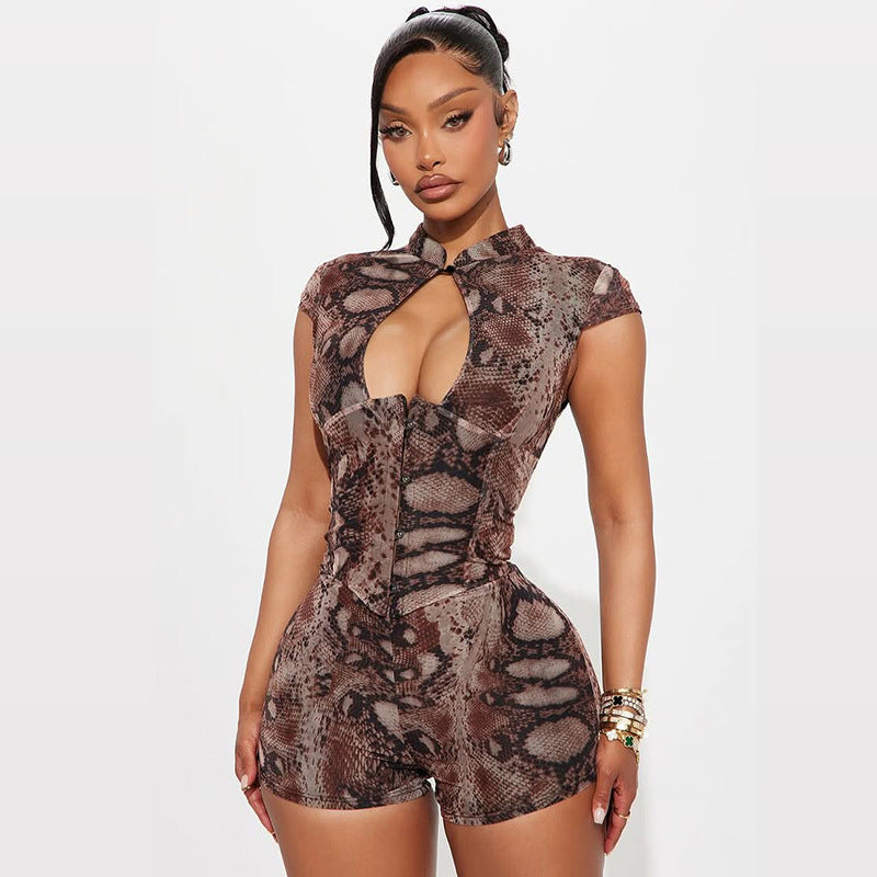 DZHT J26RP251 printed sleeveless slim front hollow Siamese shorts