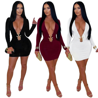 XYZ C7609 deep V hip-wrapped snake-shaped accessories dress