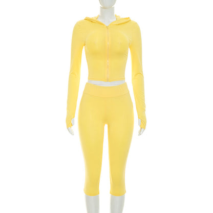 DZHT D26ST229 hooded long sleeve finger fit design zipper top tight pleated cropped pants two-piece suit